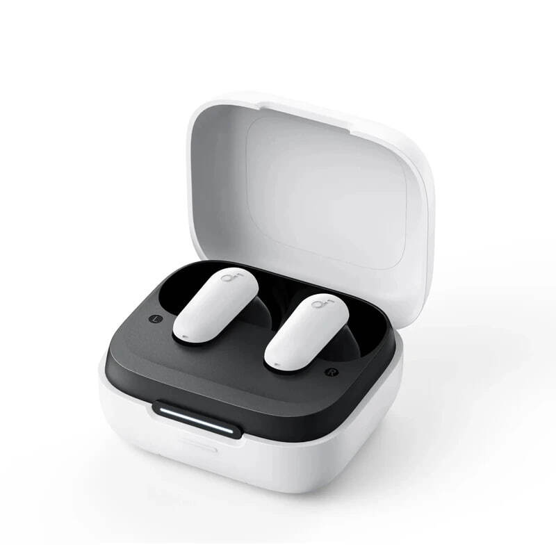 هدفون بلوتوثی انکر مدل R50i NC با حذف نویز فعال (ANC)، درگاه شارژ USB Type-C رنگ سفید داخل کیس مشکی