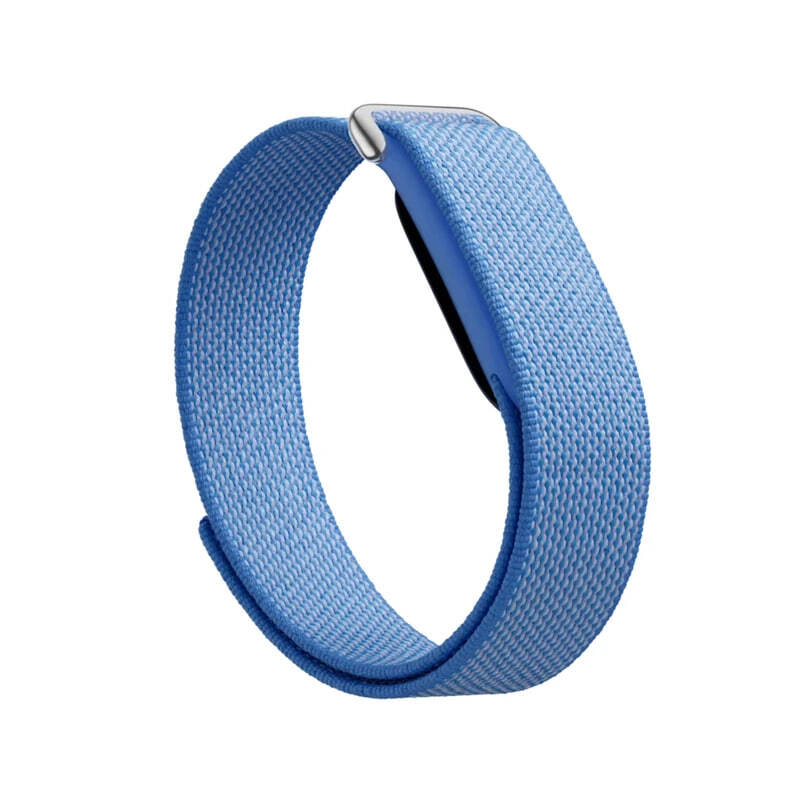  مچ بند هوشمند گوگل مدل Fitbit Air با بند پارچه‌ای رنگ آبی 