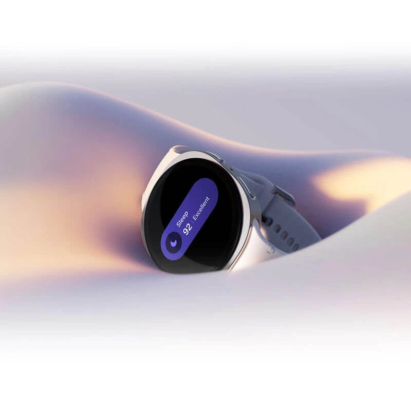 ساعت سامسونگ Galaxy Watch8 مشکی در تصویر تبلیغاتی